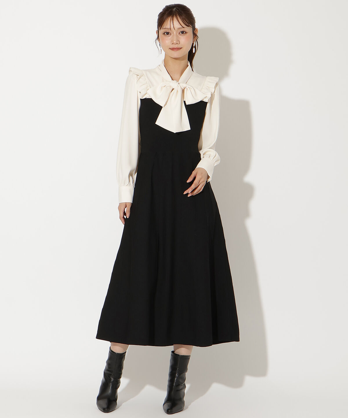 アンドクチュール「フリルショルダーボウタイドッキングワンピース」|ワンピース|ブラック