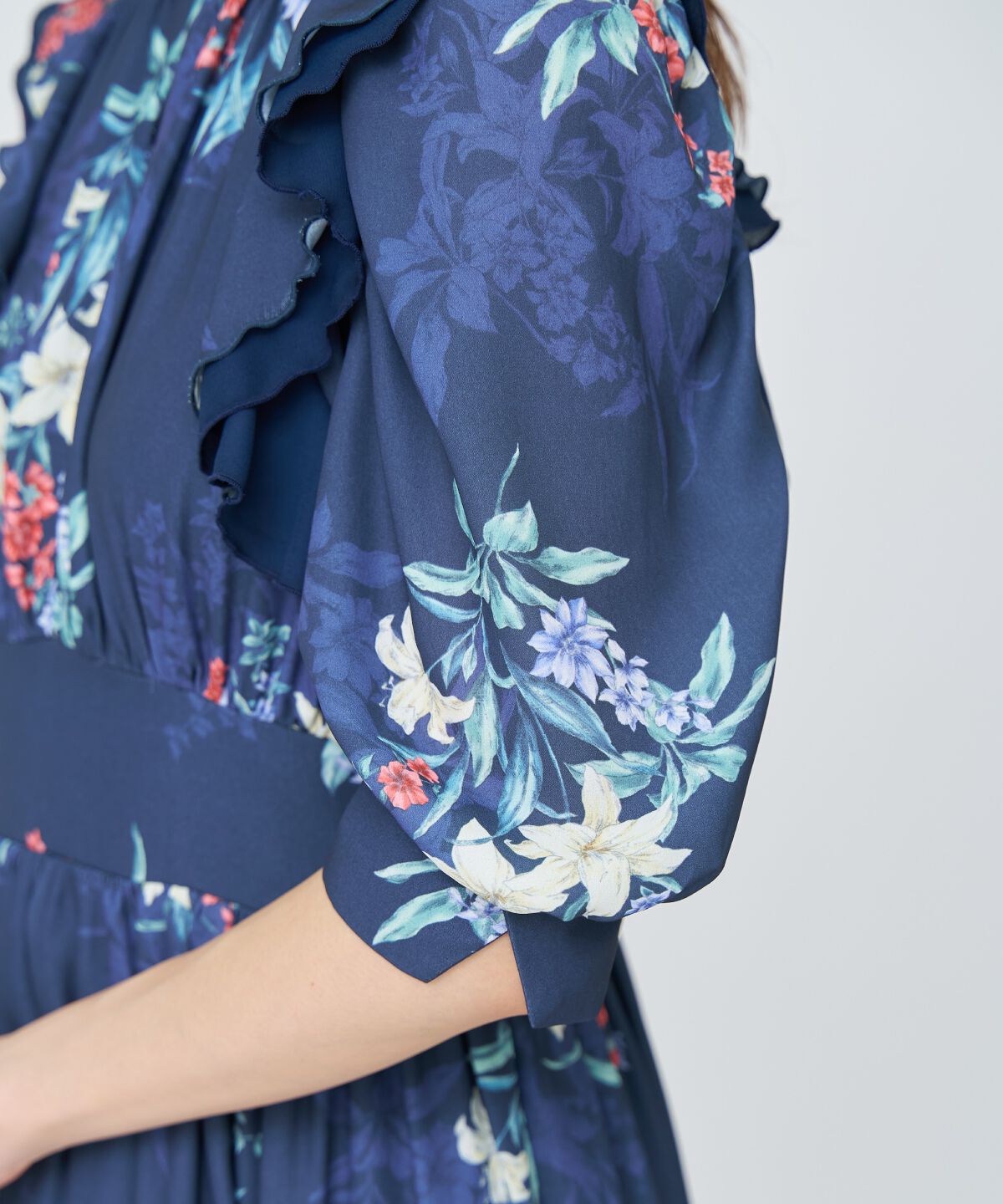 アンドクチュール「シャドーフラワーブーケワンピース」|ワンピース|