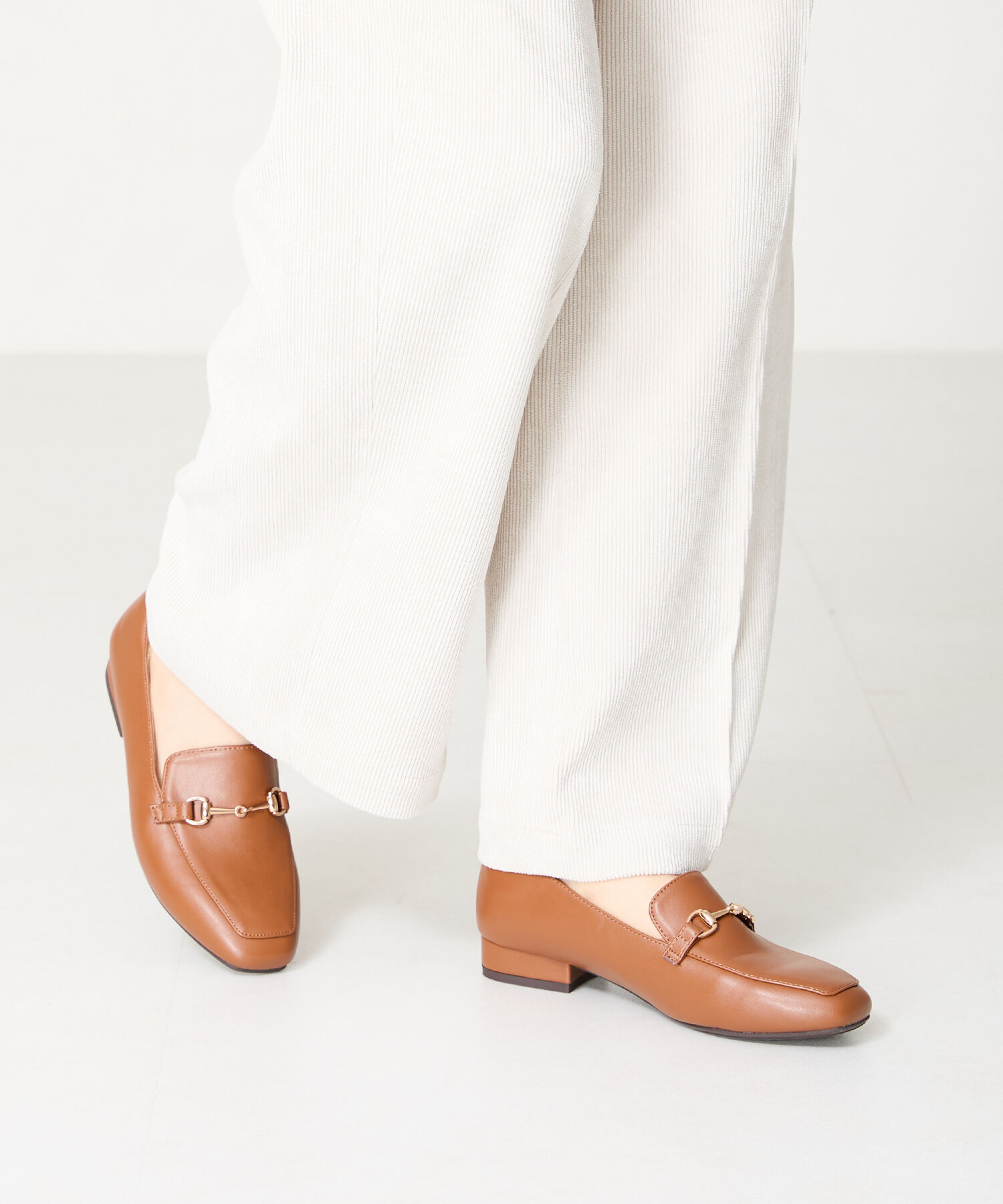 ORiental TRaffic「【跳べるパンプス/シリーズ累計１５０万足突破】スクエアトゥ ビット モチーフ  ローファー /R-3210」|パンプス|