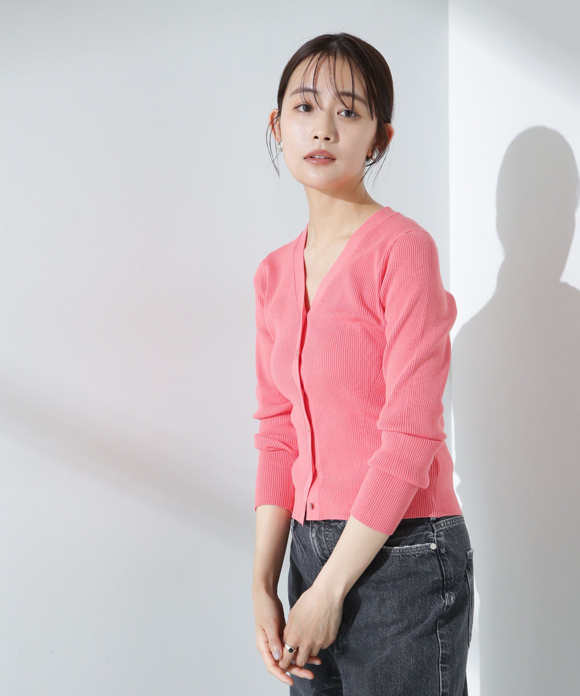 nano･universe「ウォッシャブルハイツイストVネックリブカーディガン」|ニット・セーター|