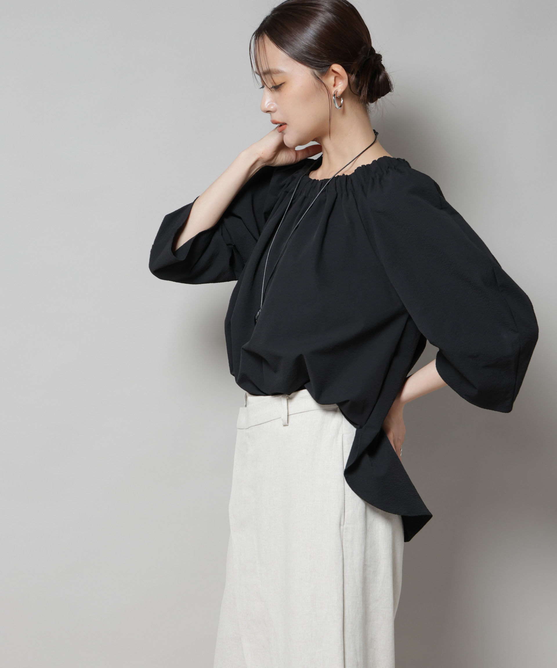 nano･universe「ボリュームギャザータックスリーブブラウス」|シャツ・ブラウス|