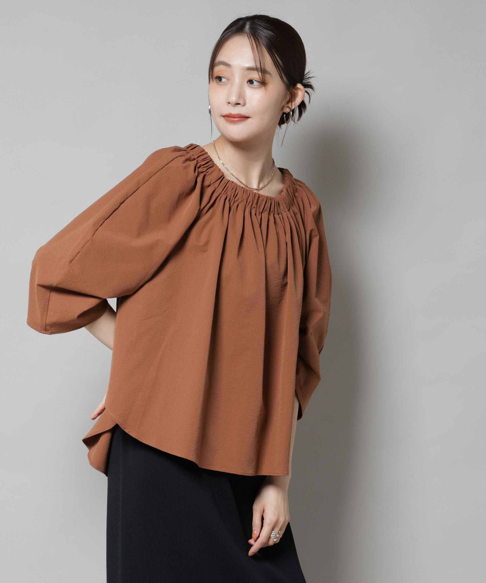 nano･universe「ボリュームギャザータックスリーブブラウス」|シャツ・ブラウス|