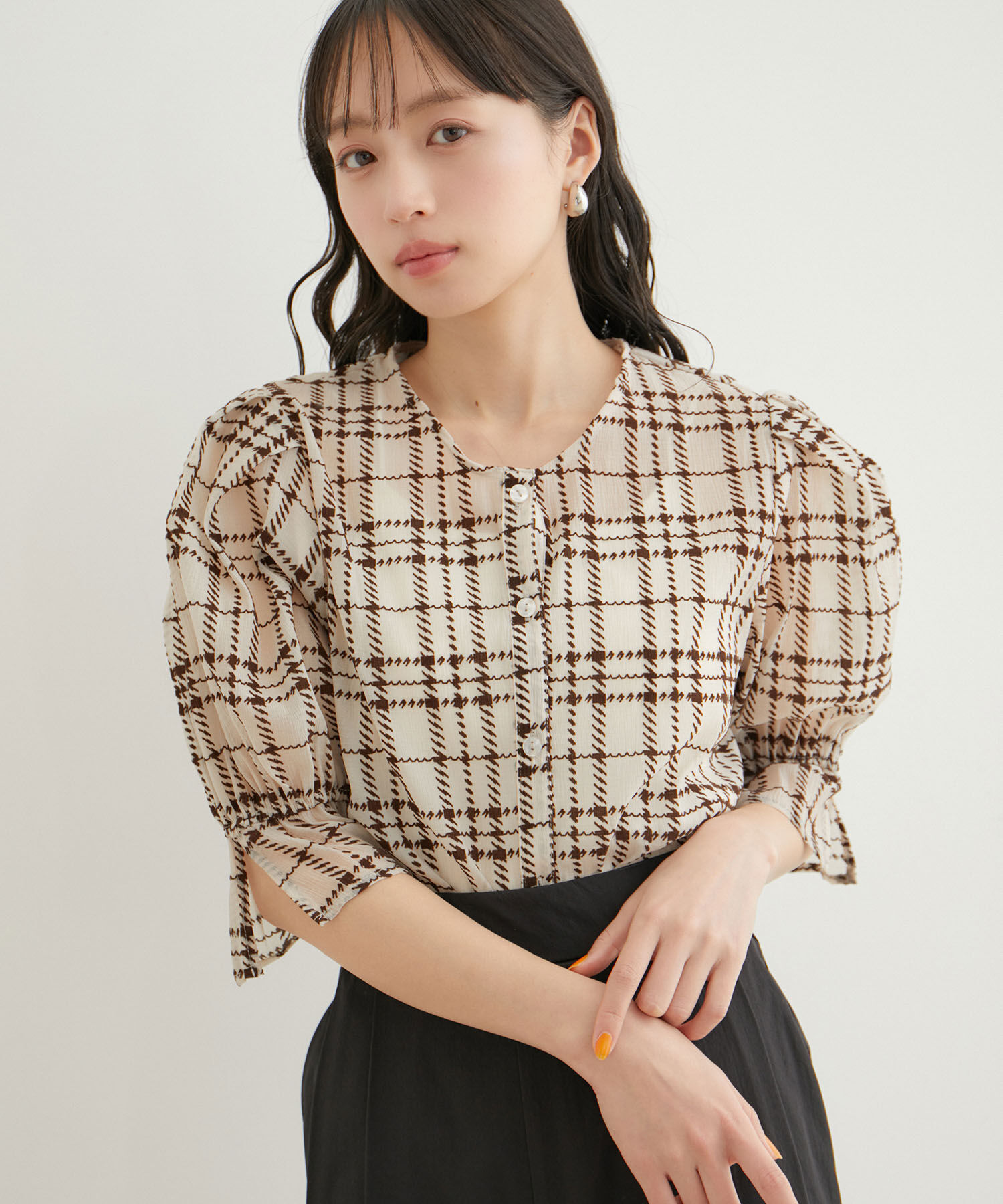 VIS「【選べる素材】アソートボウタイリボンブラウス」|シャツ・ブラウス|