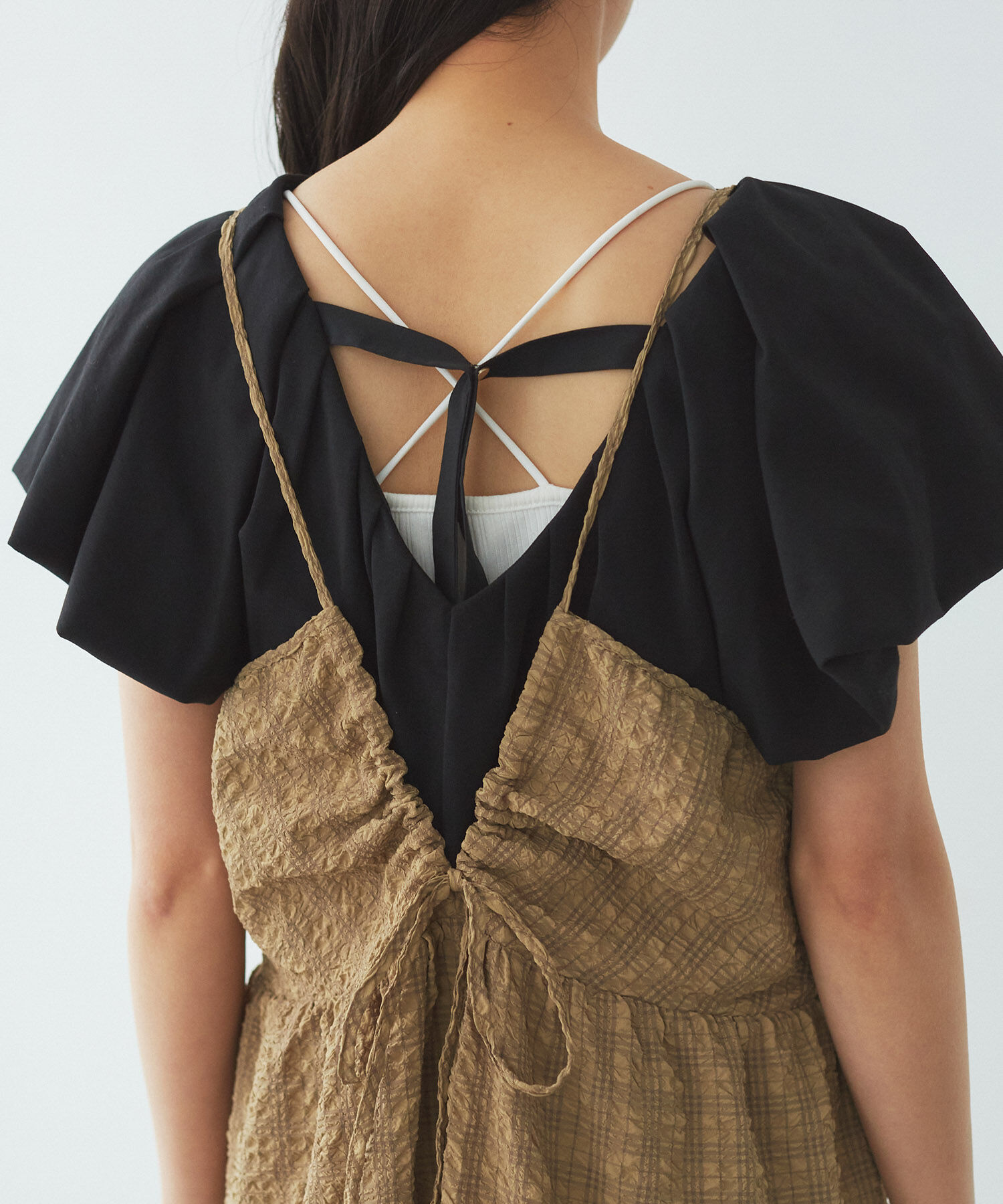 VIS「【洗える】ぽこぽこチェック柄ティアードキャミワンピース」|ワンピース|