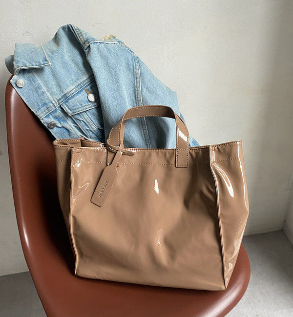  「【新色追加】【WEB限定】 ソフトエナメルショッパーバッグ」|トートバッグ|