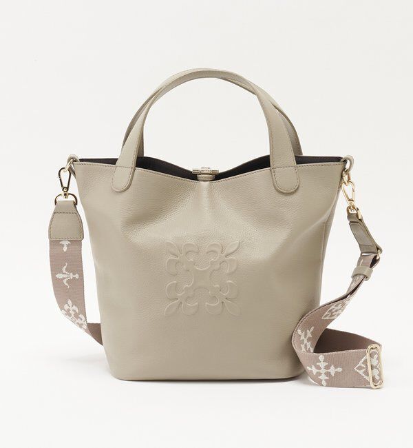  「エンボスモノグラム2WAYタウントートバッグ」|トートバッグ|