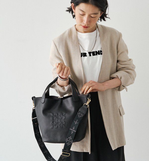  「エンボスモノグラム2WAYタウントートバッグ」|トートバッグ|