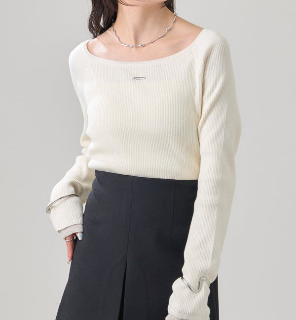  「プレート付きクルーリブニット」|ニット・セーター|