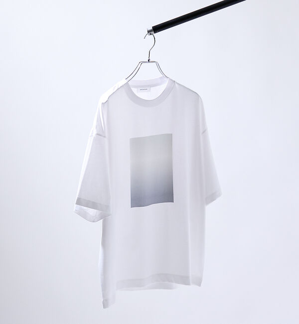 ABAHOUSE「グラデーション グラフィック プリントTシャツ/オーバーサイズ【予約】」|Tシャツ・カットソー|