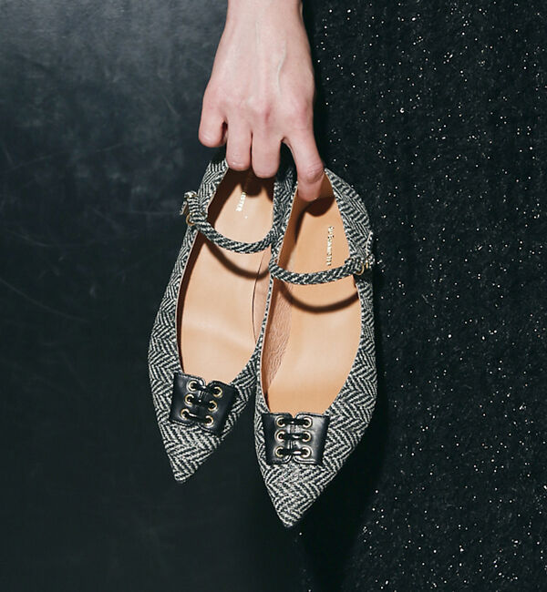 AU BANNISTER「レースアップモチーフ付き メリージェーンパンプス」|パンプス|その他