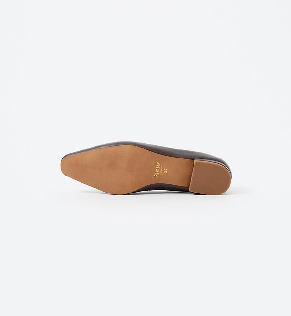 AU BANNISTER「メタルモチーフフラットパンプス」|パンプス|