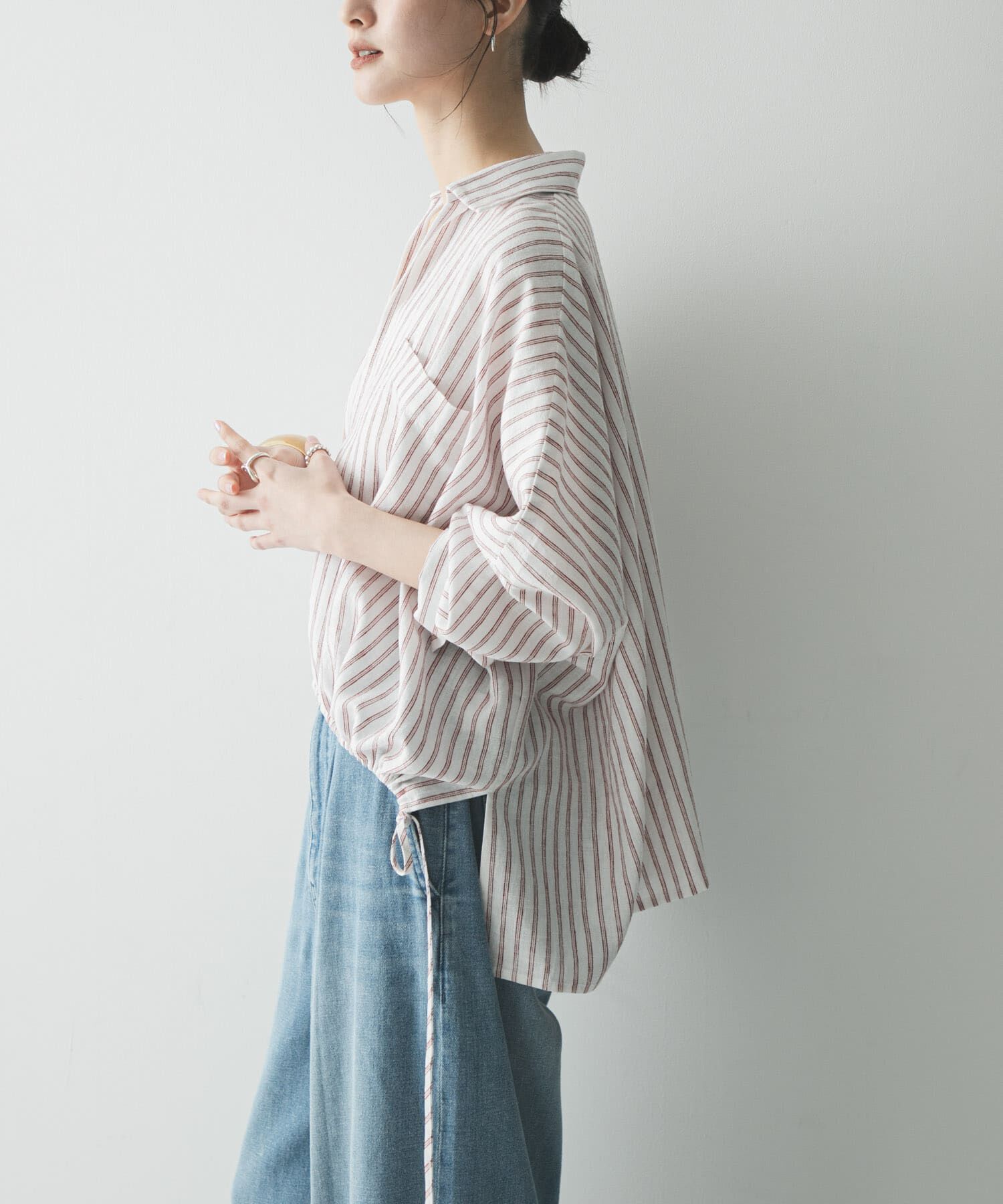 URBAN RESEARCH「ラミーレーヨンギャザーヘムシャツ」|シャツ・ブラウス|