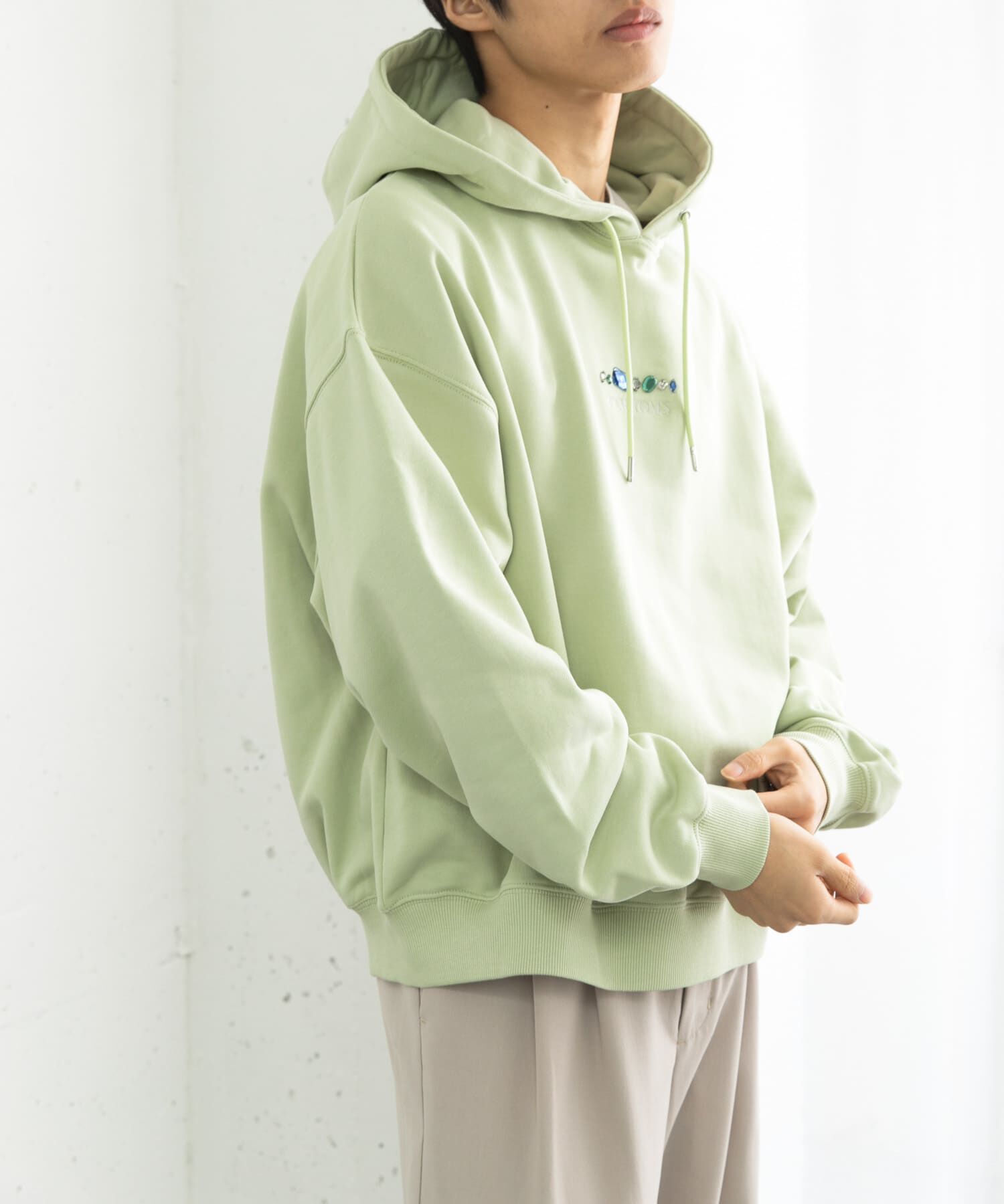 SENSE OF PLACE by URBAN RESEARCH「Gem Stone Cropped Hoodie」|パーカー|