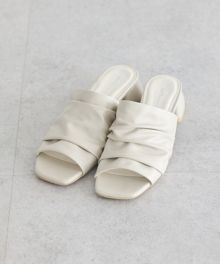 earth music&ecology「ソフトギャザーミュール」|サンダル|Ivory