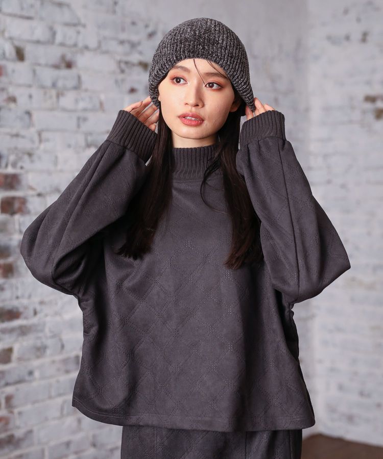 Green Parks「・ELENCARE DUE エンボスプルオーバー」|Tシャツ・カットソー|