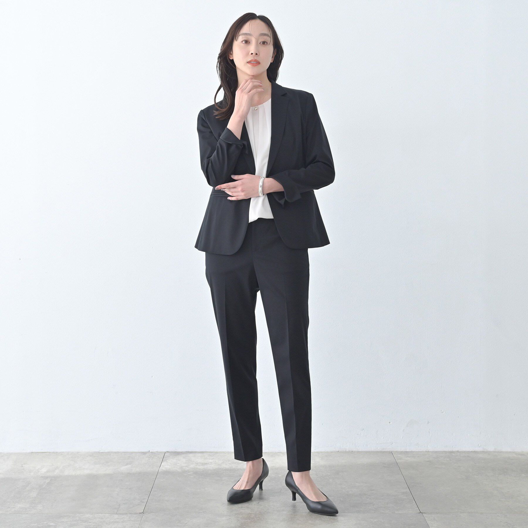 UNTITLED「【洗える/仕事着/スーツ】ジャージテーパードパンツ」|その他|