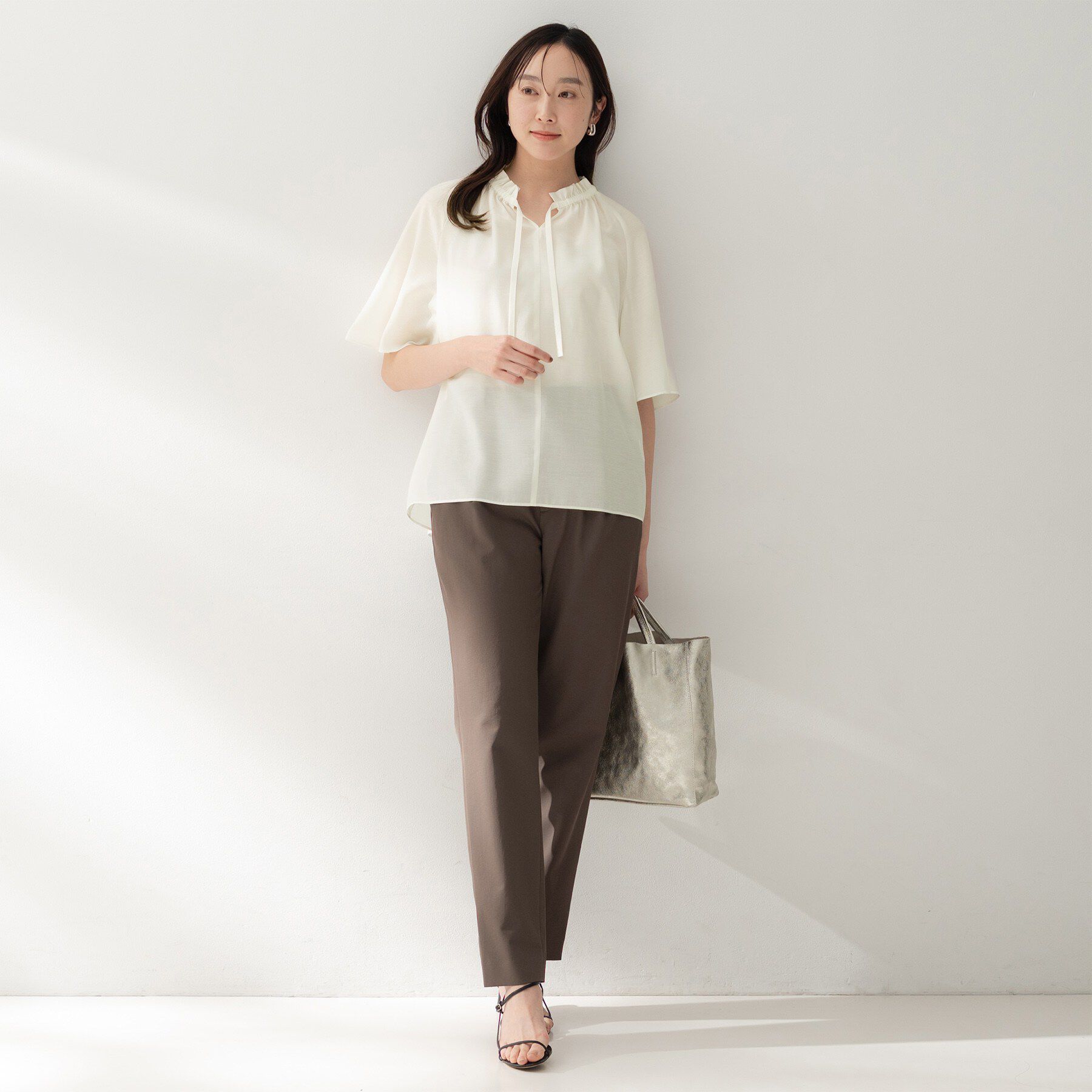 UNTITLED「【シアー/首元フリル】シルキーシフォンブラウス」|シャツ・ブラウス|