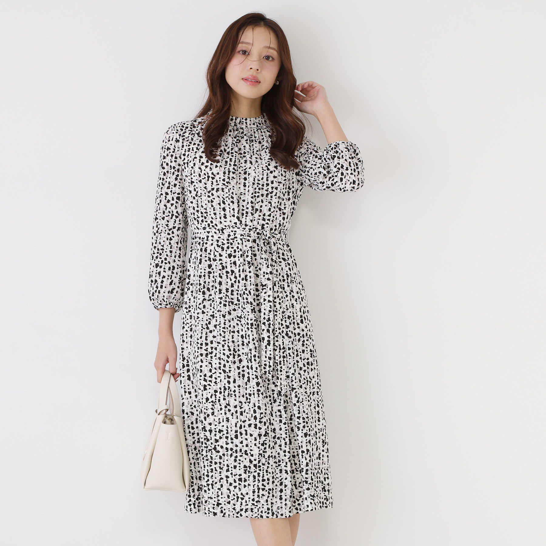 COUP DE CHANCE「【手洗い可／日本製】幾何柄エレガントワンピース」|ワンピース|ライトグレー(111