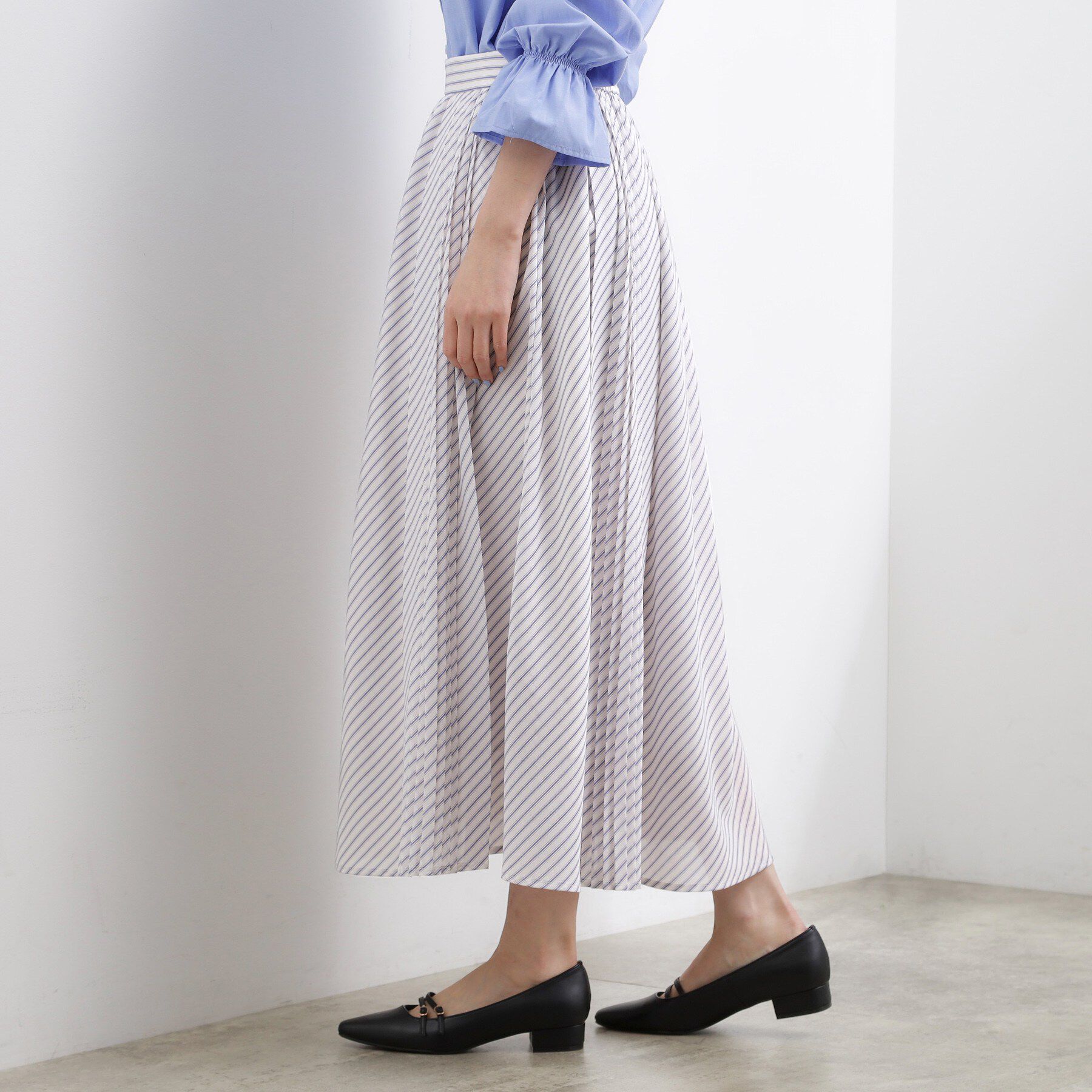 grove「動くたびに表情が生まれる　軽やかストライププリーツスカート」|スカート|