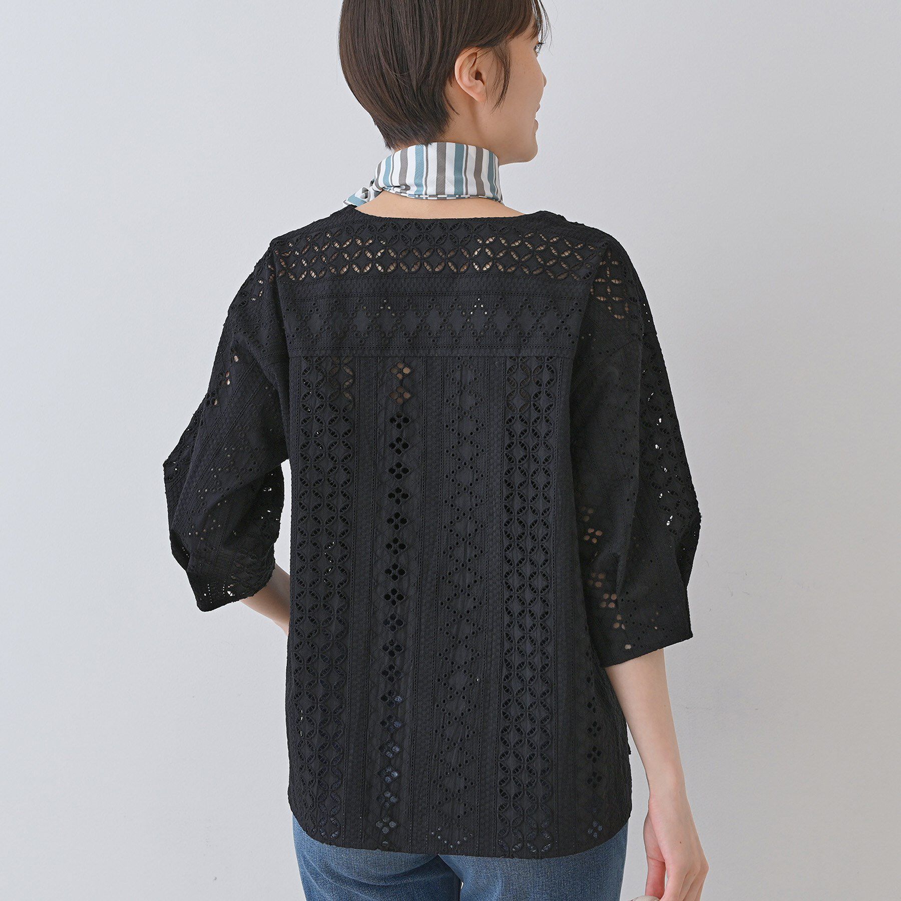 INDIVI「【刺繍／レース】スラッシュネックブラウス」|シャツ・ブラウス|