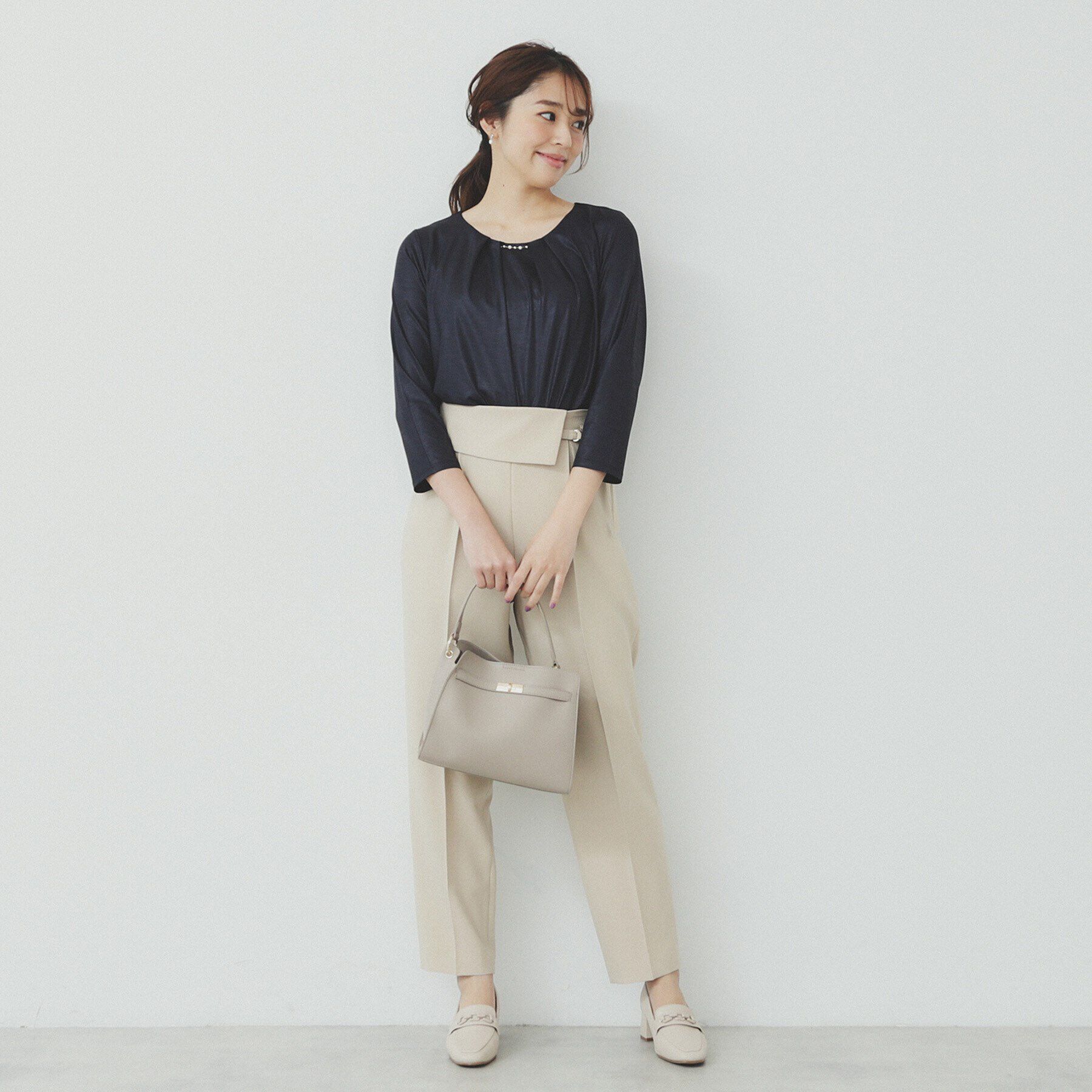 index「パール調チェーン付きフロントタックトップス【洗濯機洗い可】」|シャツ・ブラウス|