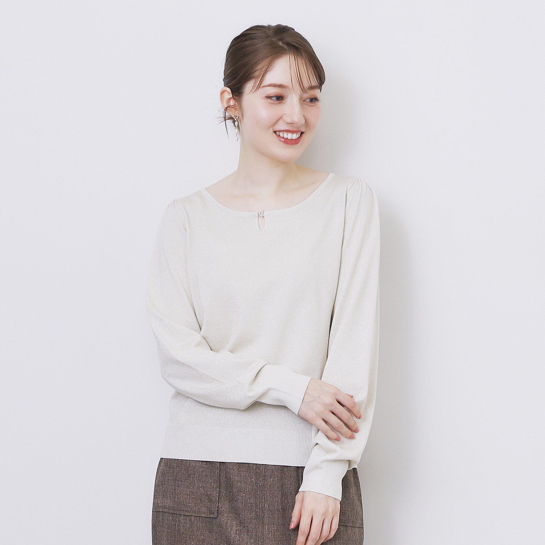 index「パール調パーツ付きクルーネックニット【洗濯機OK】《8col/XS～3L》」|ニット・セーター|