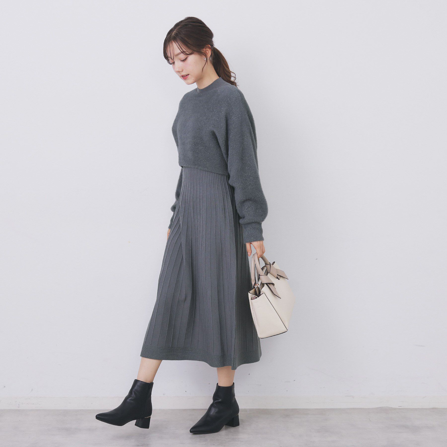 index「ラメフェザープルオーバーセット ニットワンピース【洗濯機OK】《XS～LL》」|スーツ|