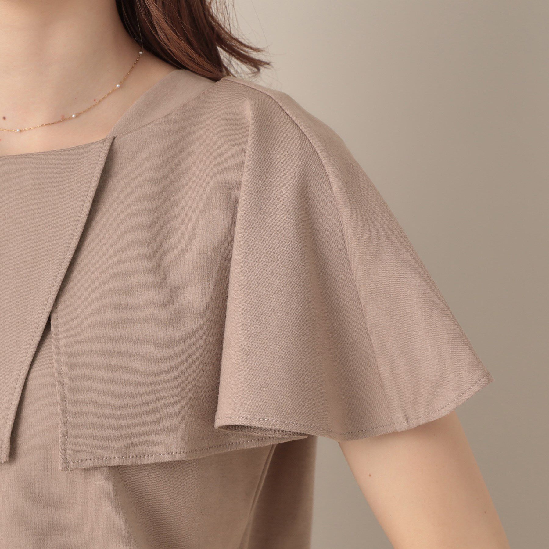 Couture broach「【マシンウォッシャブル・UVケア・接触冷感】2WAYケープデザインカットソー」|Tシャツ・カットソー|