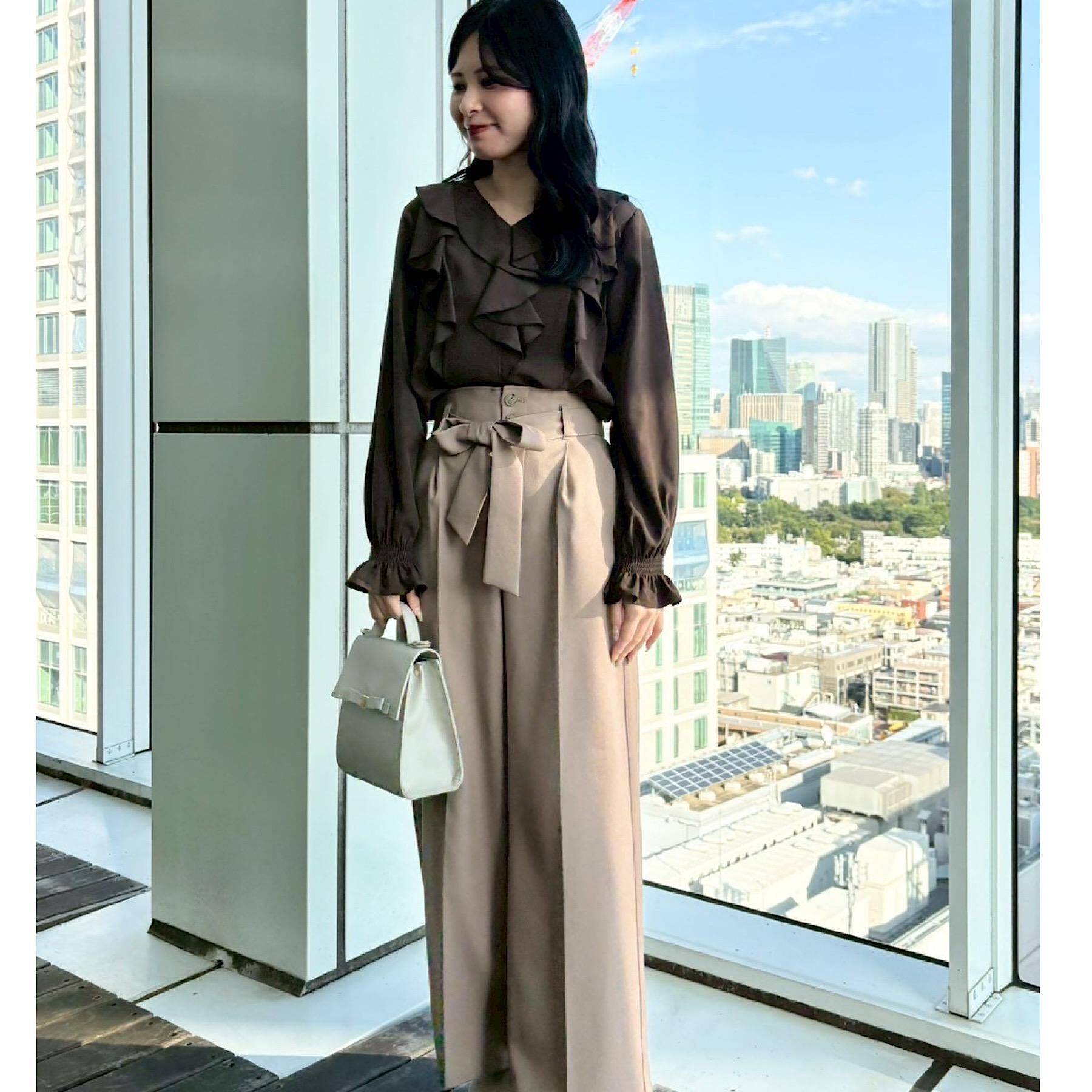 Couture broach「【大人可愛い・通勤】ラッフルフリルブラウス」|シャツ・ブラウス|