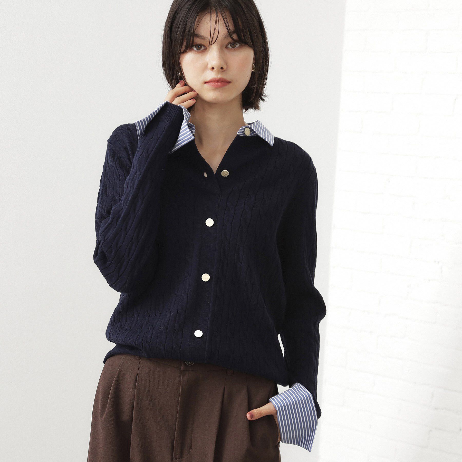 THE SHOP TK「【着るだけでコーデ完成】シャツレイヤード風 ケーブルニット」|ニット・セーター|ネイビー(094)