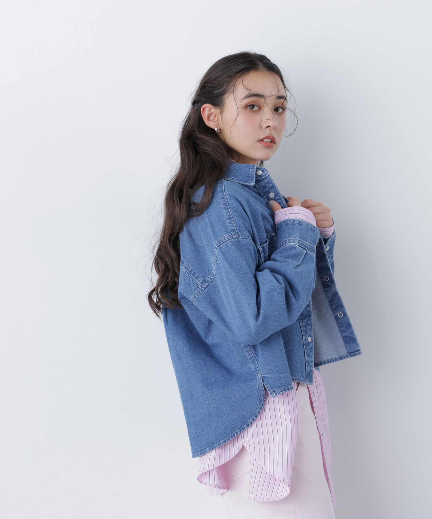  「〈N.〉クロップドデニムシャツ」|シャツ・ブラウス|