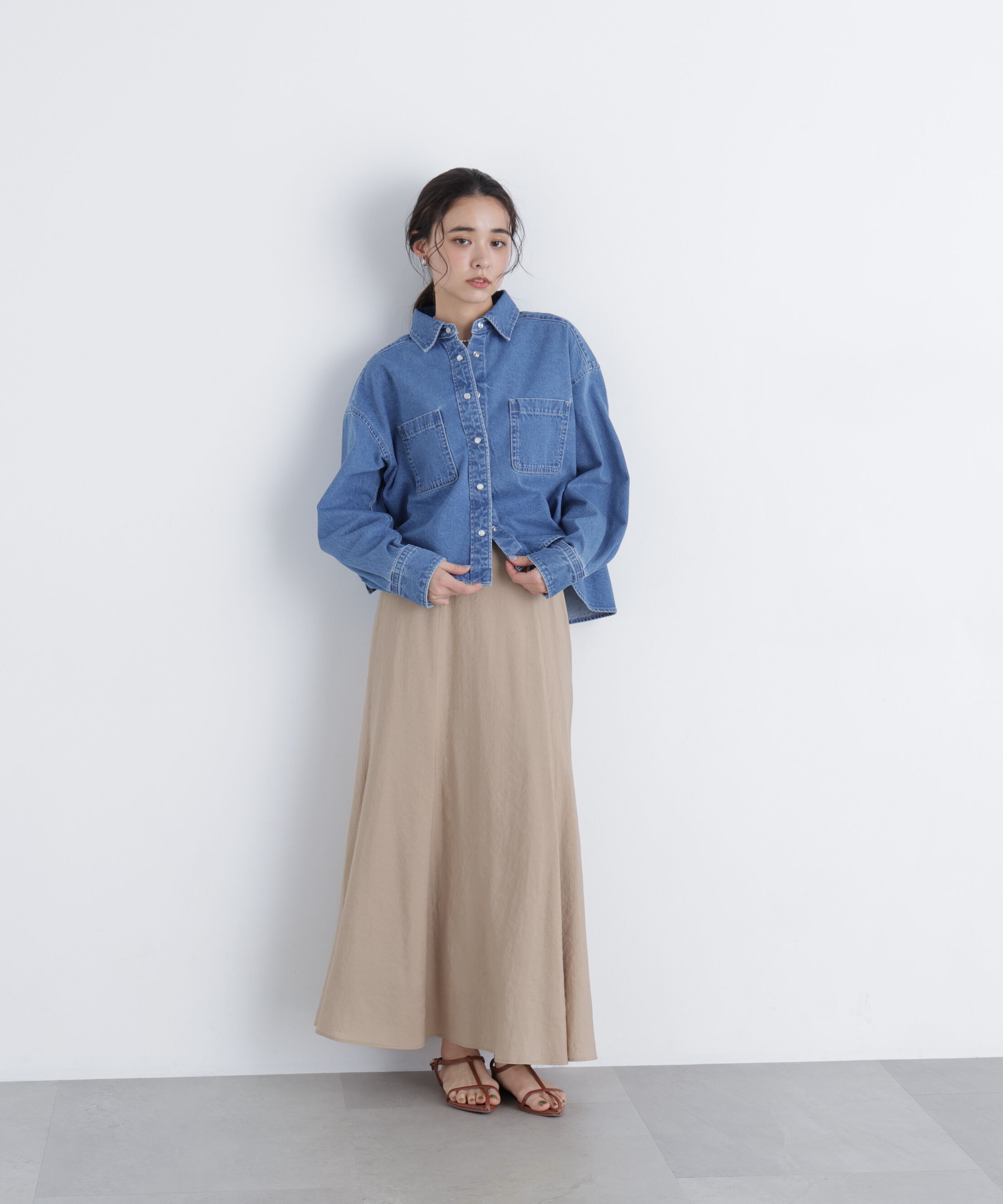  「〈N.〉クロップドデニムシャツ」|シャツ・ブラウス|