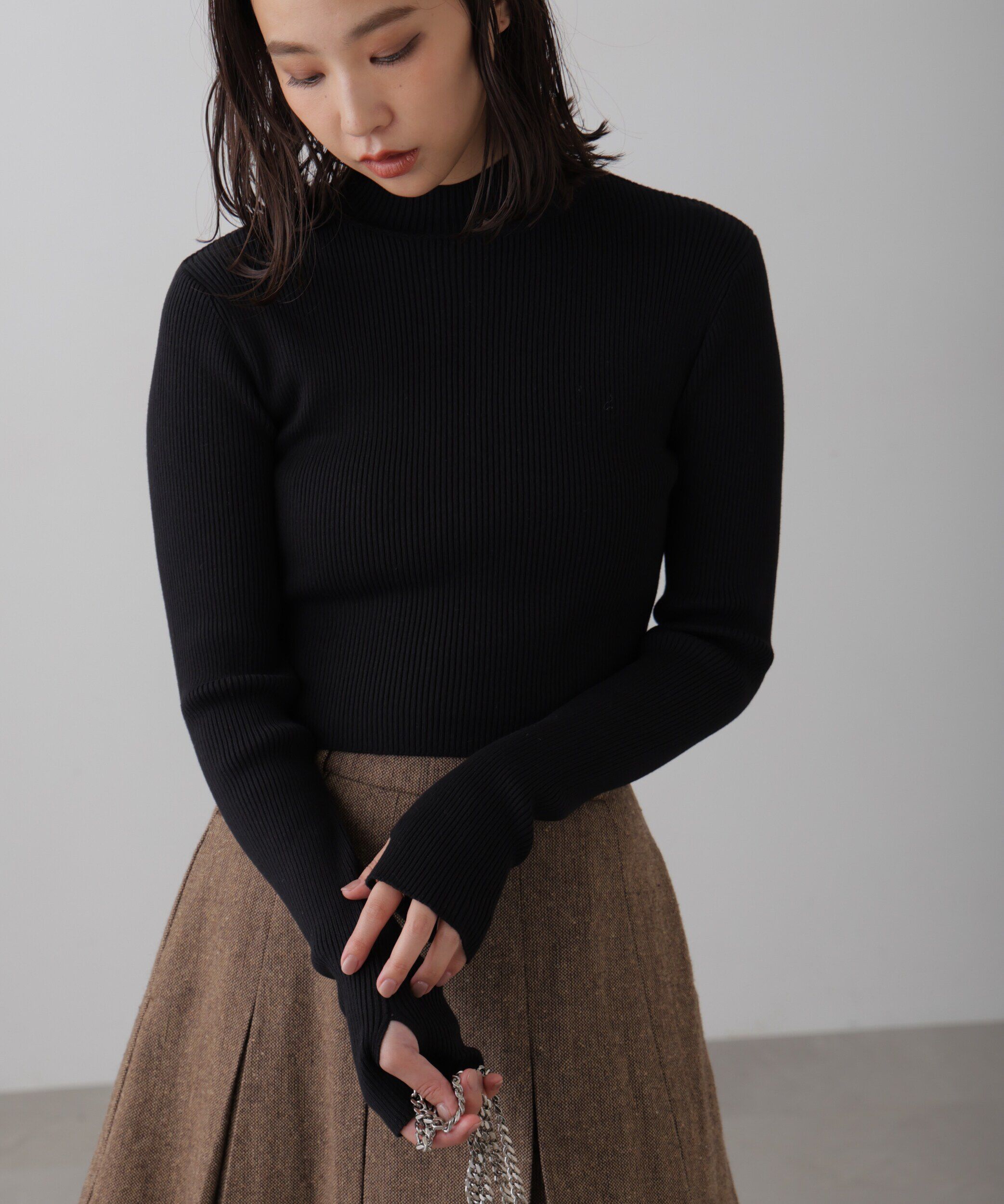  「〈洗える〉マシンウォッシャブルハイネックショート丈ニット」|ニット・セーター|