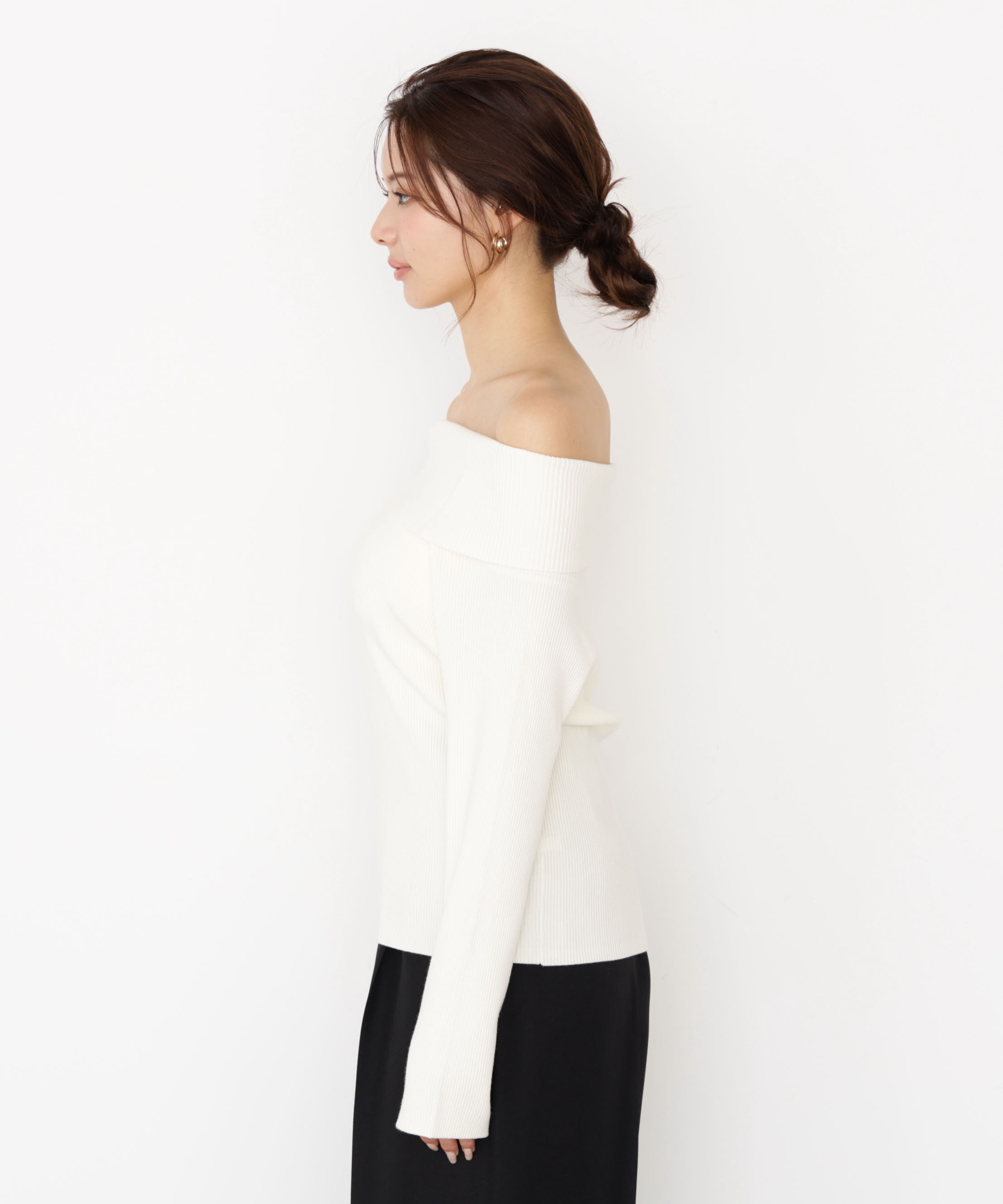 PROPORTION BODY DRESSING「＜谷川菜奈さん着用＞オフショルリブニット 25AW」|ニット・セーター|