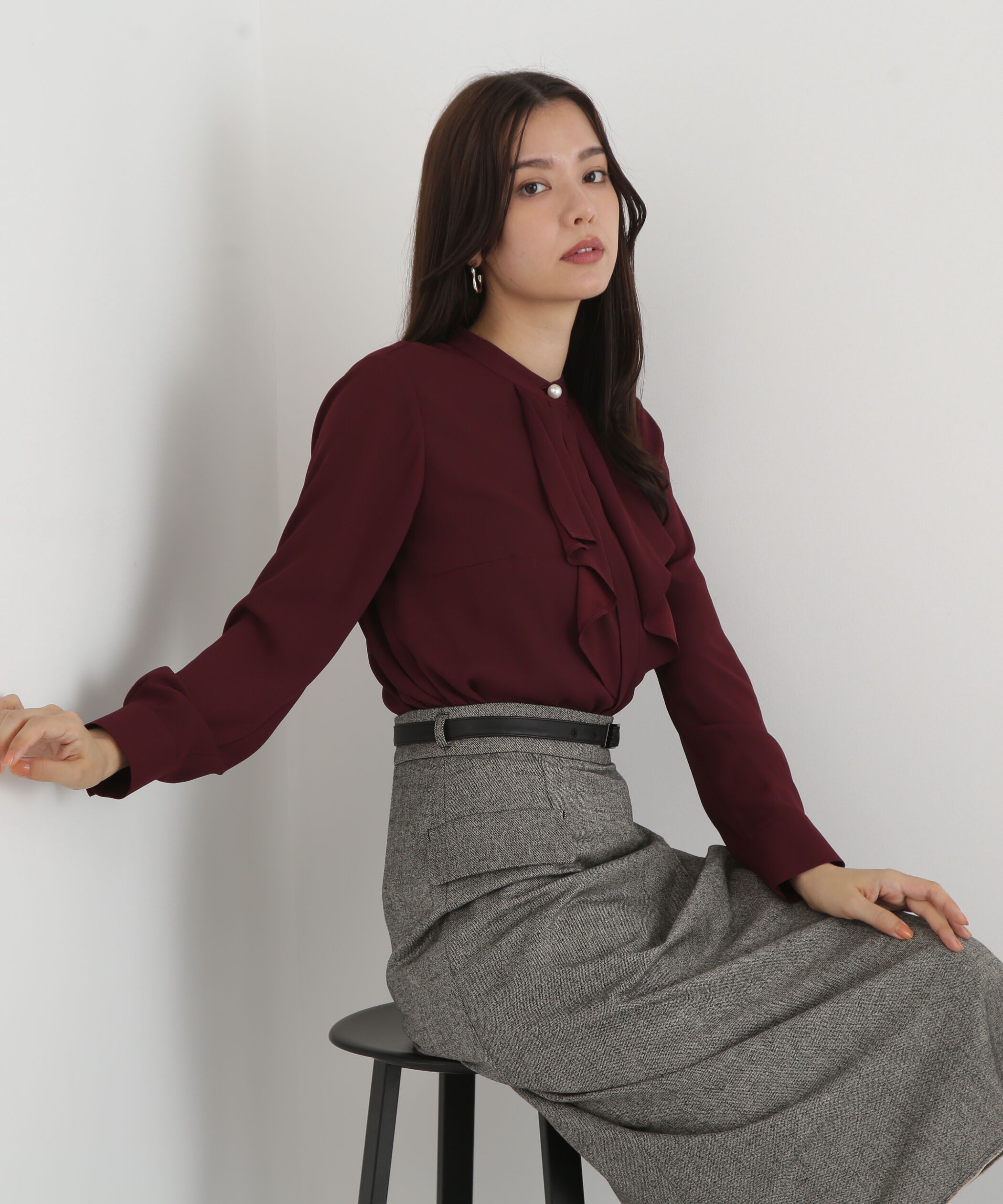  「◆フロントラッフルパール釦ブラウス」|シャツ・ブラウス|ワイン