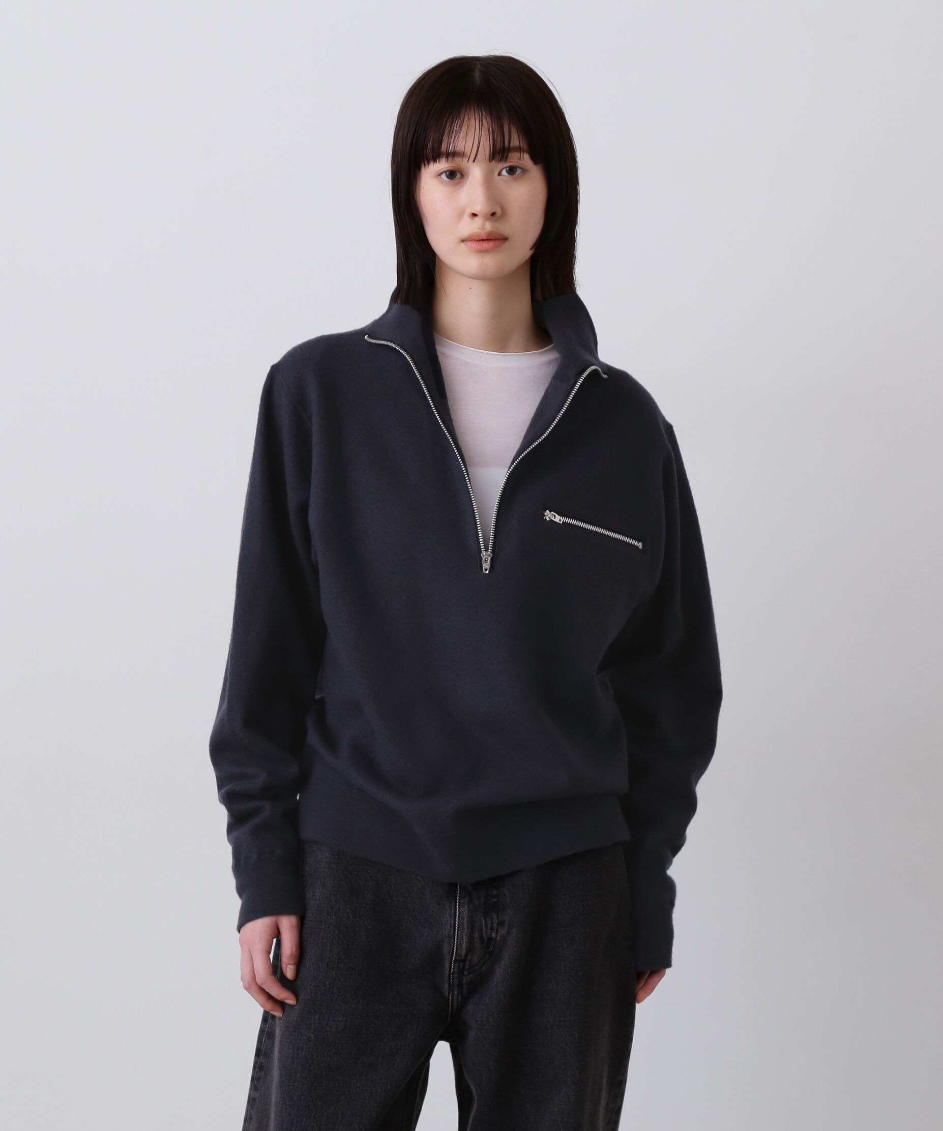 YLEVE 「YLEVE / ULTRAFINE MERINO MILLED WOOL KNIT HALF ZIP PULL OVER」|ニット・セーター|ネイビー