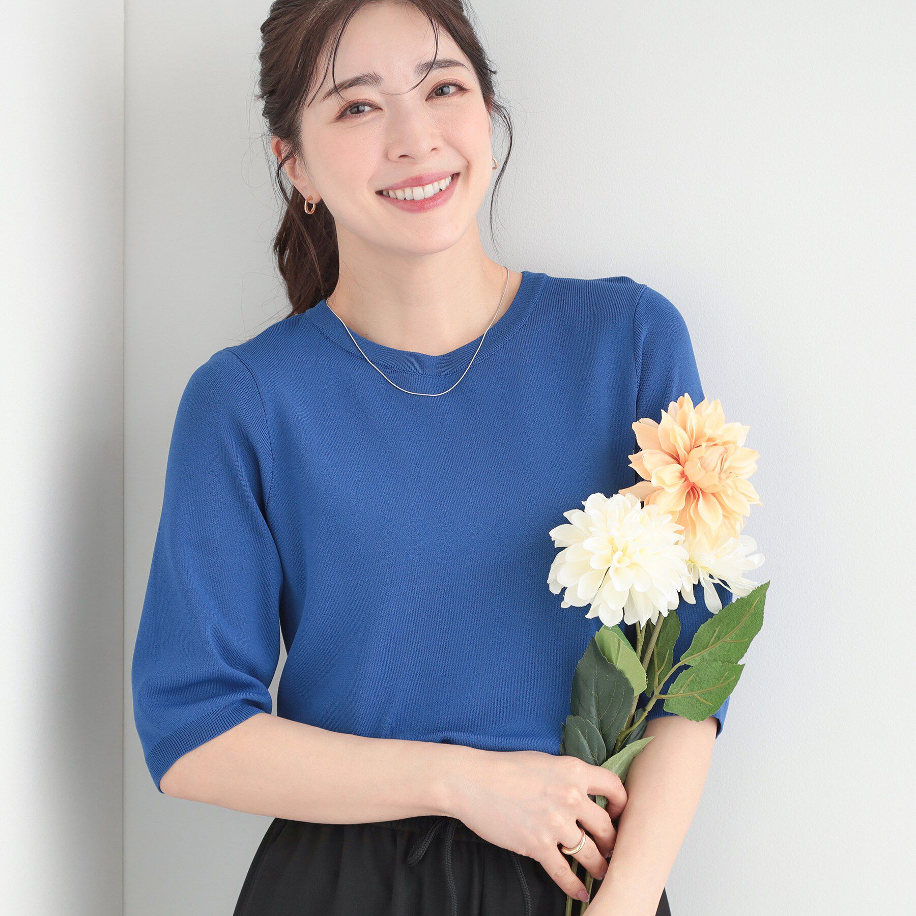 SHOO･LA･RUE「【毎日洗える/S-LL】上半身がすっきり見える　多機能5分袖ニット」|ニット・セーター|ブルー(093)