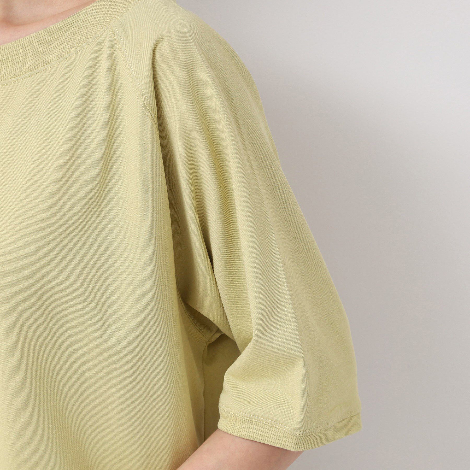 Dessin「【接触冷感・UV・洗える】裾リブスリット五分袖カットソー」|Tシャツ・カットソー|