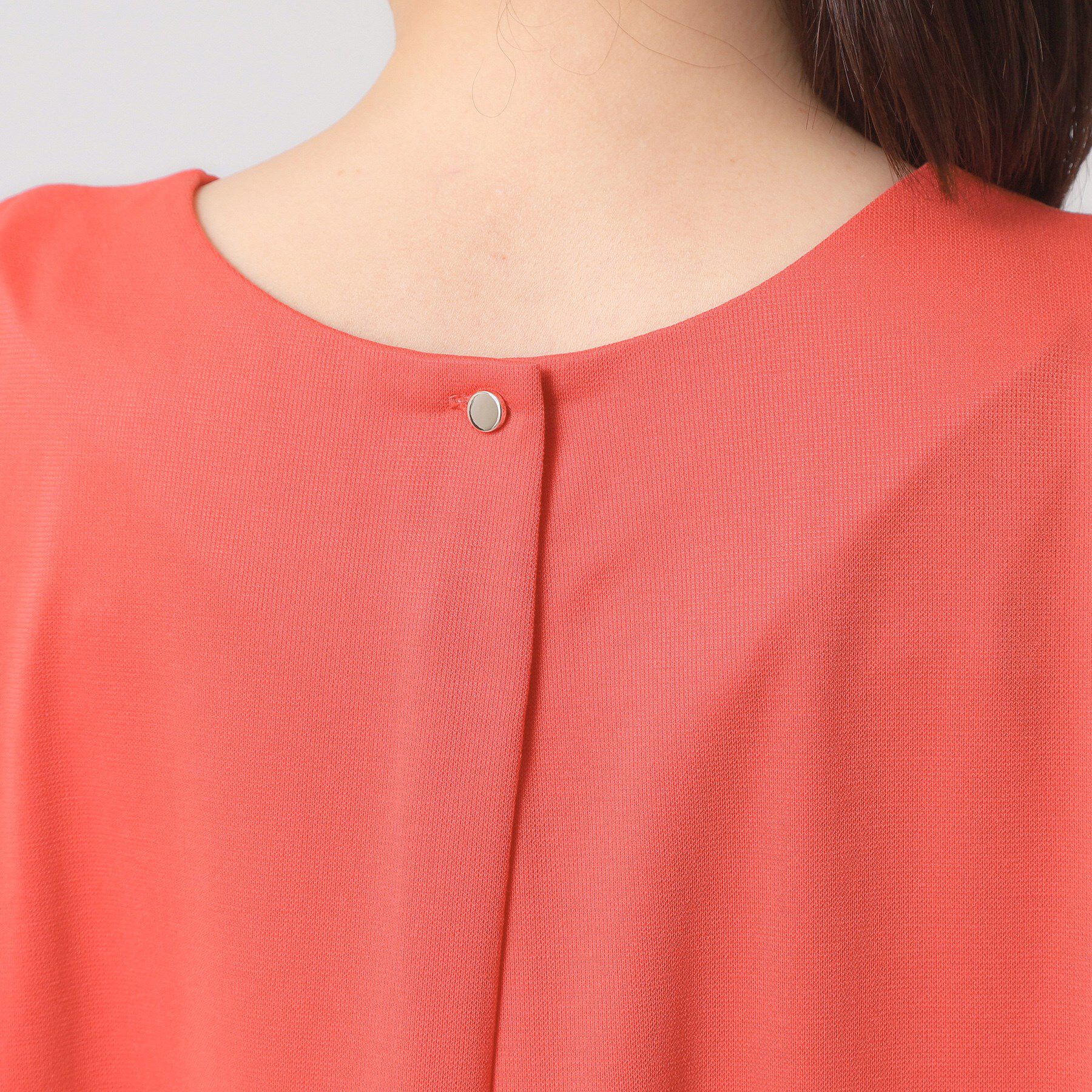 ITS&rsquo;DEMO「【清涼感／吸水速乾／洗濯機OK／洗濯後しわになりにくい】カットミラノタックワンピース」|ワンピース|