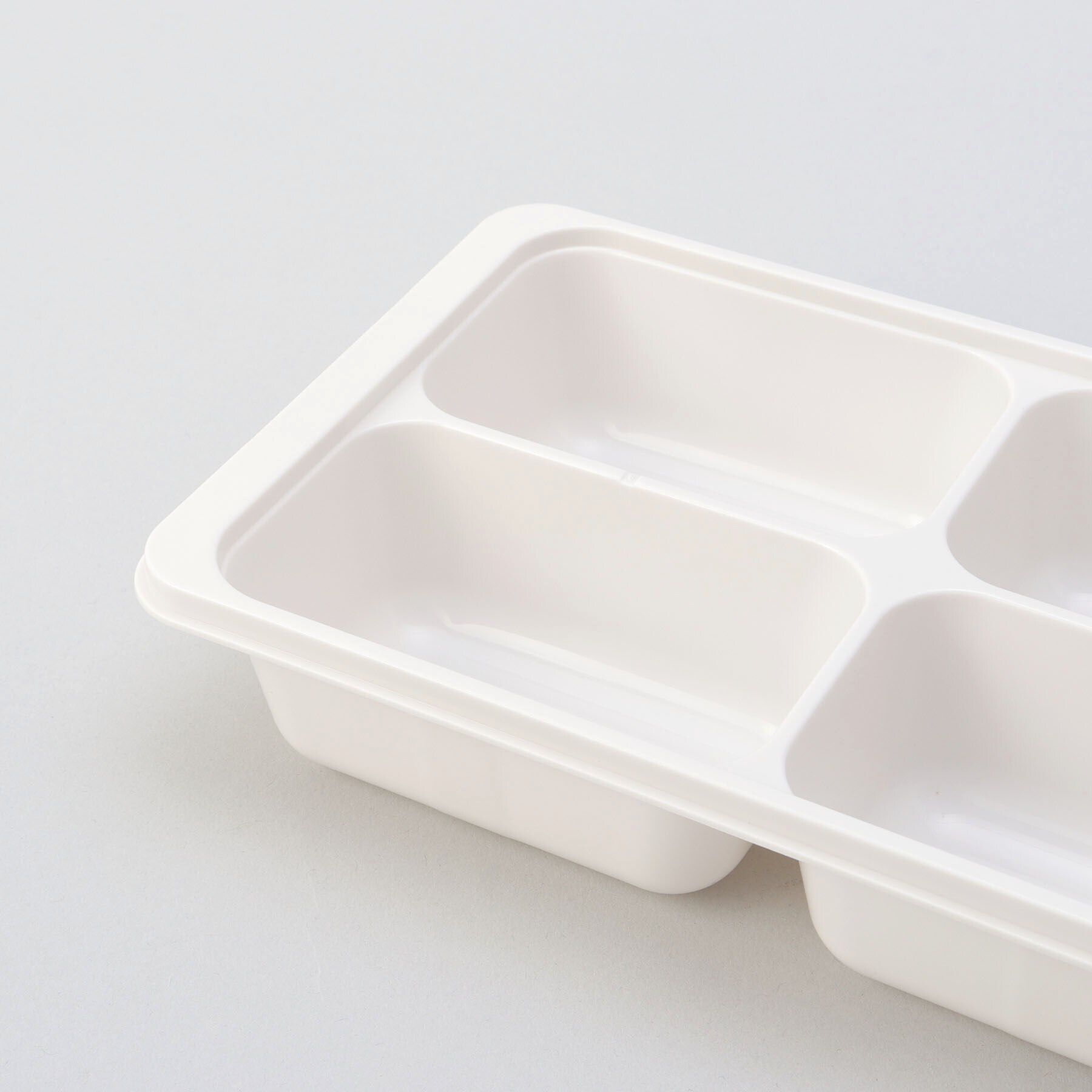 212 KITCHEN STORE「NEW冷凍つくりおき小分けトレー130&times;4ブロック 2個組」|食器・キッチングッズ|