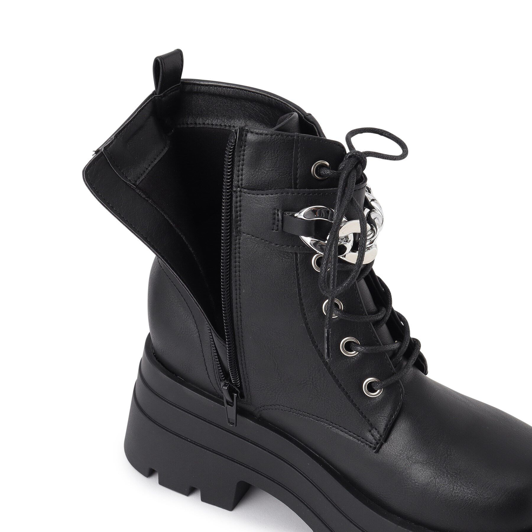 csT&P「厚底3段ソールチェーン付き ベルト付きレースアップブーツ」|ショートブーツ|