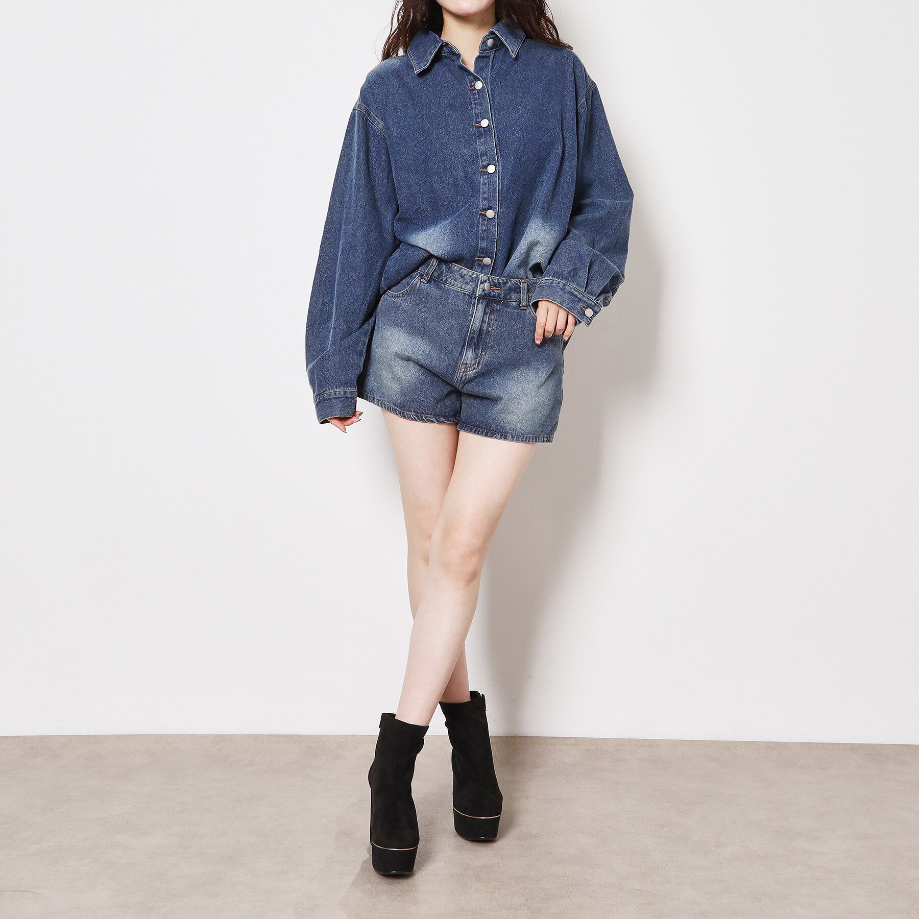 ESPERANZA「【ラク盛り／ショートブーツ】リピーター続出／脚長美脚 ゴールドライン厚底ショートブーツ」|ショートブーツ|