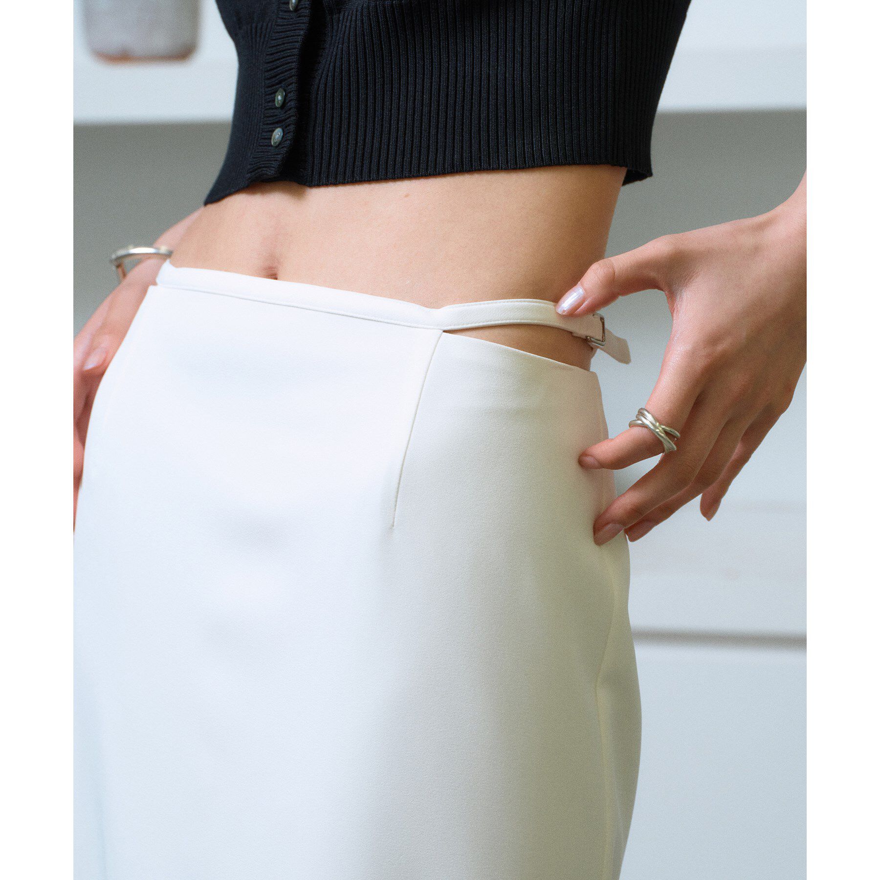 CODE A「sensual satin skirt」|スカート|