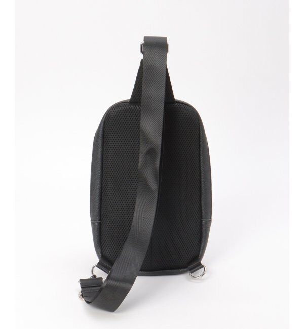 ikka「シュリンクボディバッグ」|その他|