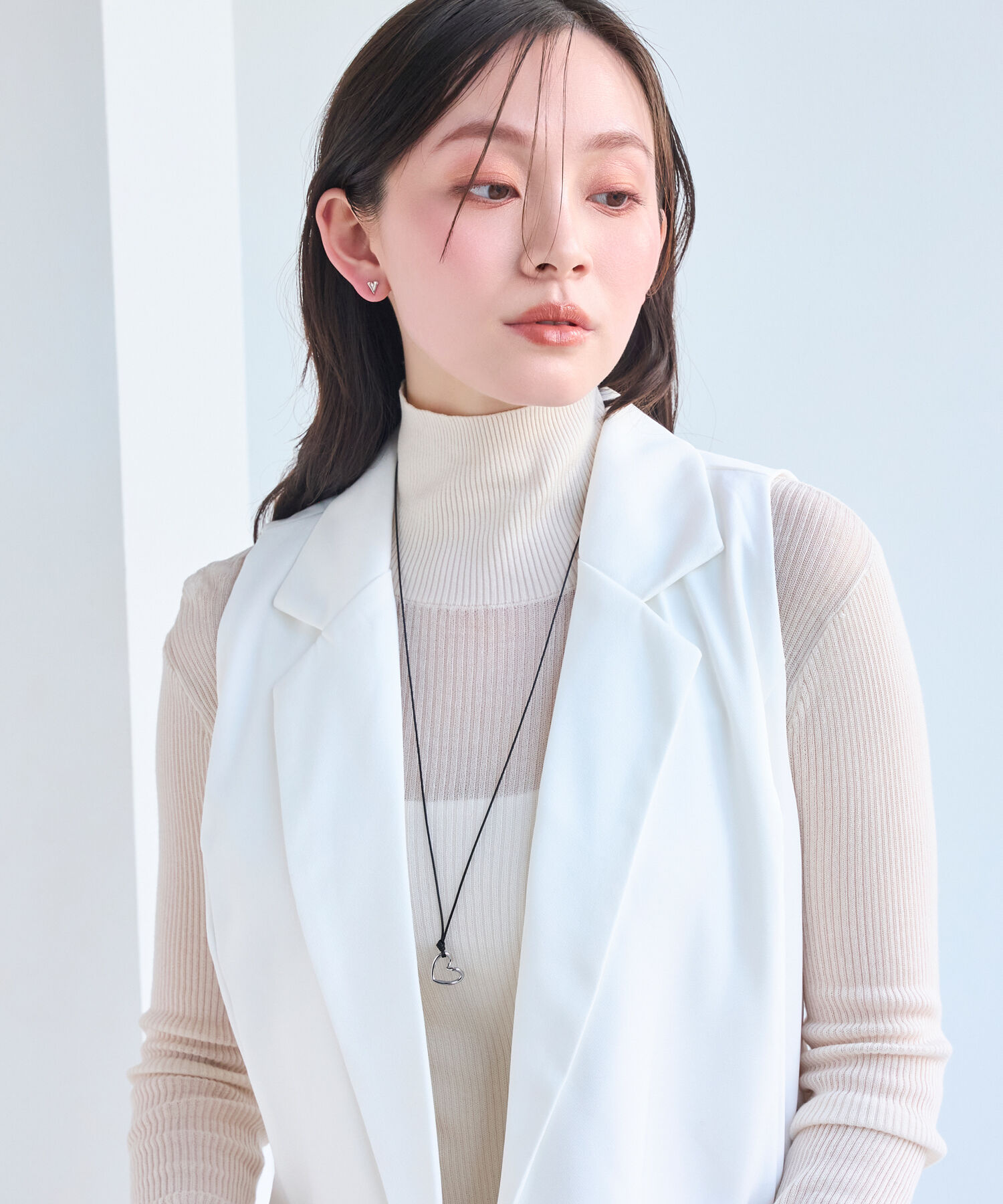 Phoebe「ワンストロークハートコードチョーカーネックレス」|ネックレス|