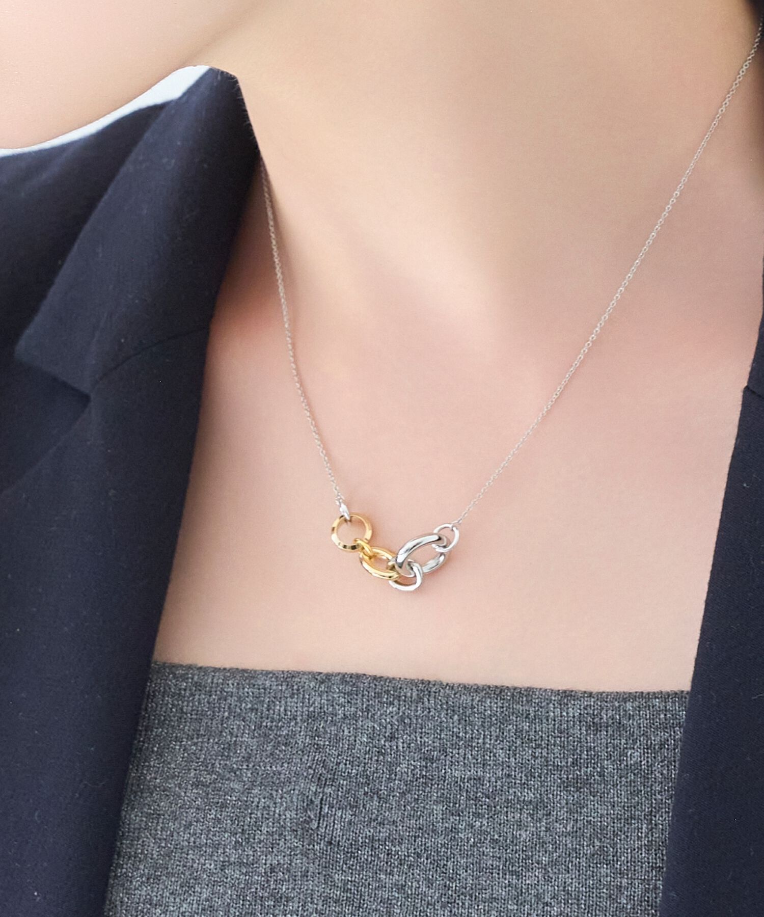  「【金属アレルギー対応】ミックスループメタルネックレス　シルバー」|ネックレス|