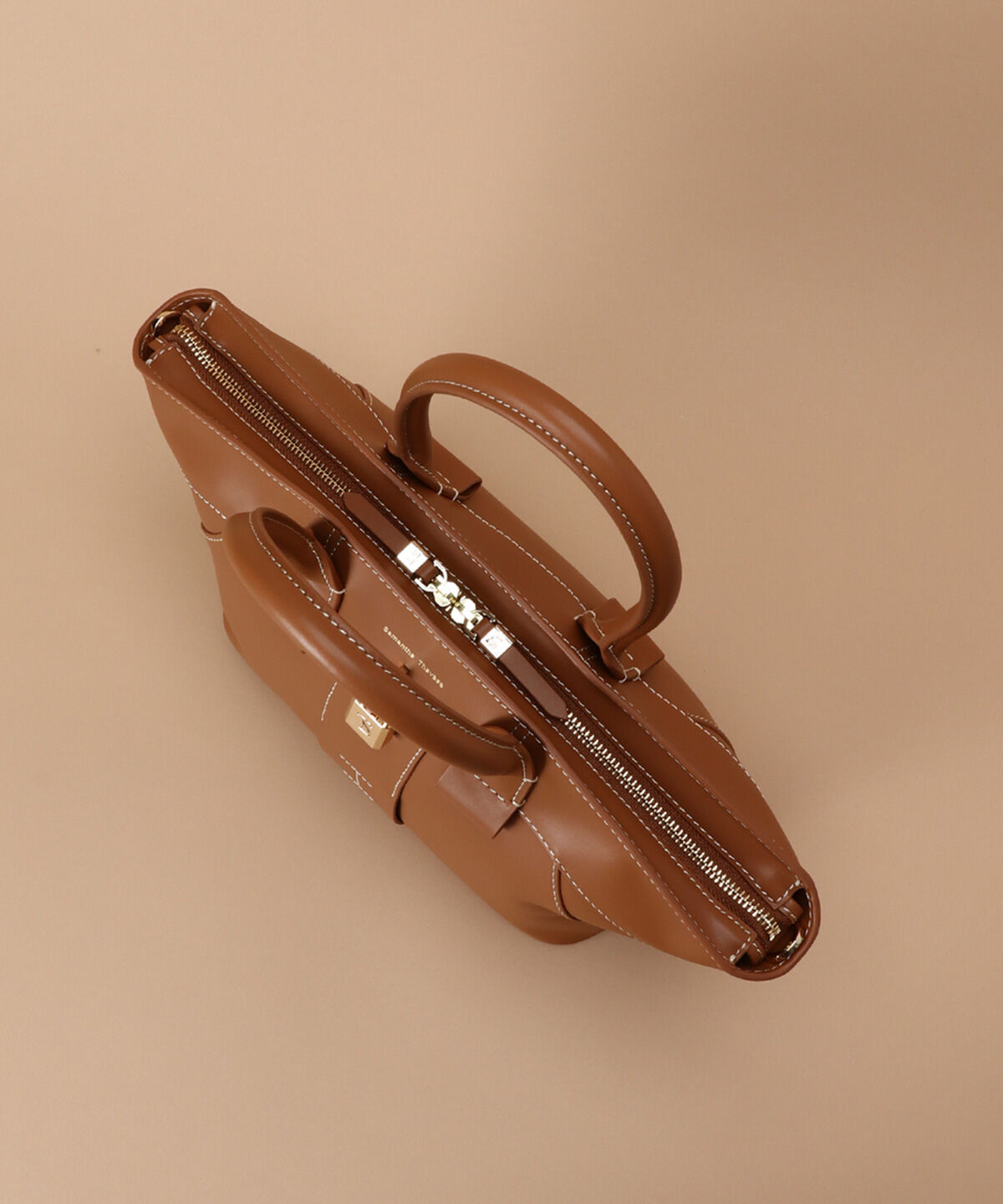 Samantha Thavasa「ステッチデザイン レザーハンドバッグ」|ハンドバッグ|