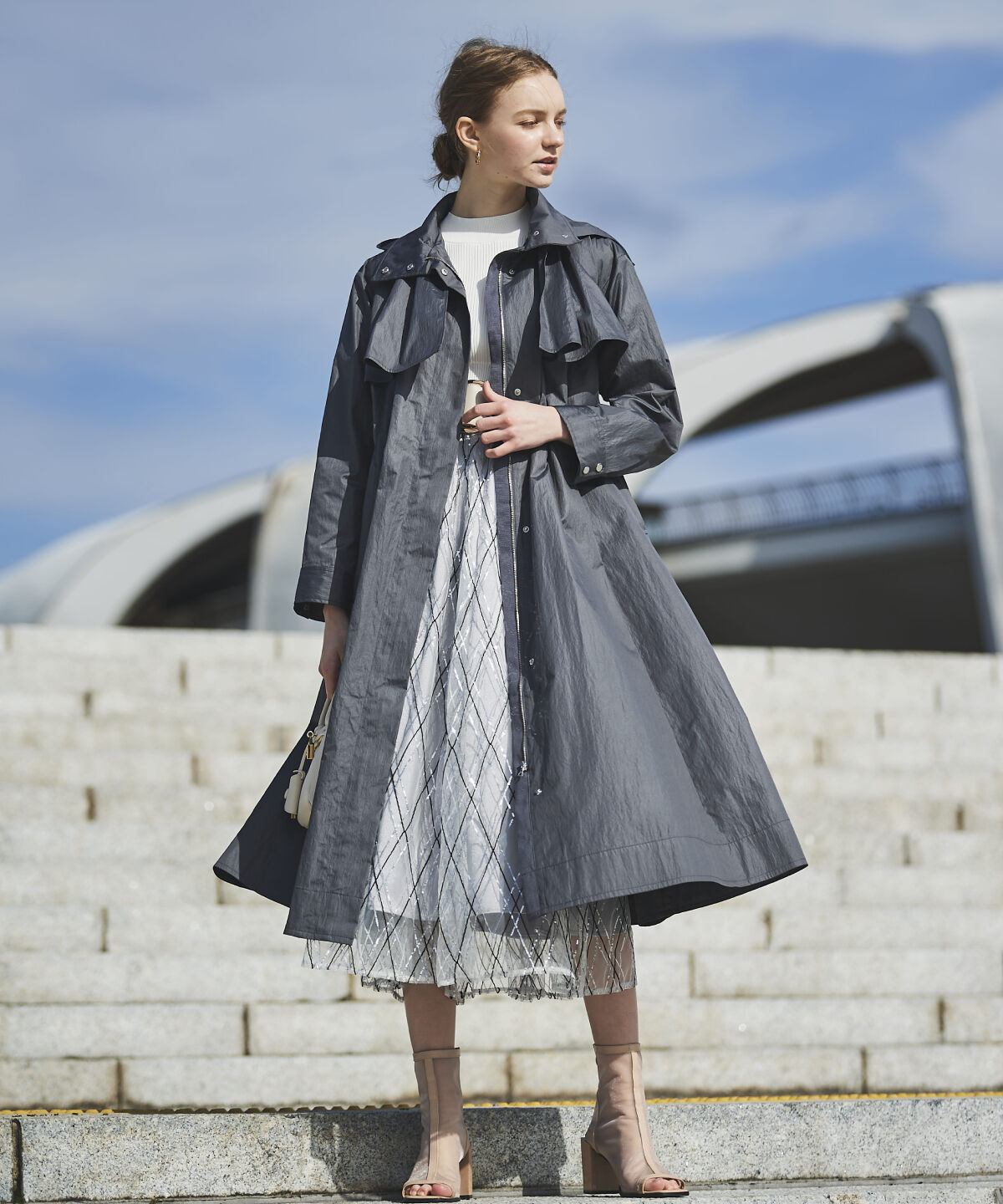 アンドクチュール「スタンドカラーフーデッドロングコート」|トレンチコート|ﾁｬｺｰﾙｸﾞﾚｰ