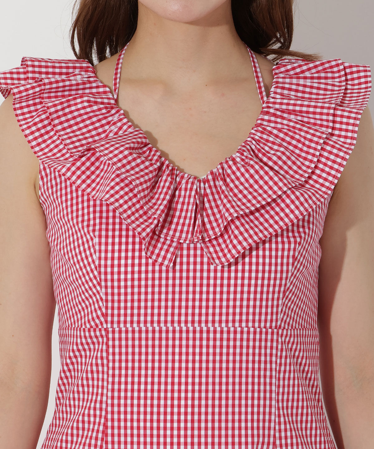 アンドクチュール「ギンガムフリルノースリワンピース」|ワンピース|