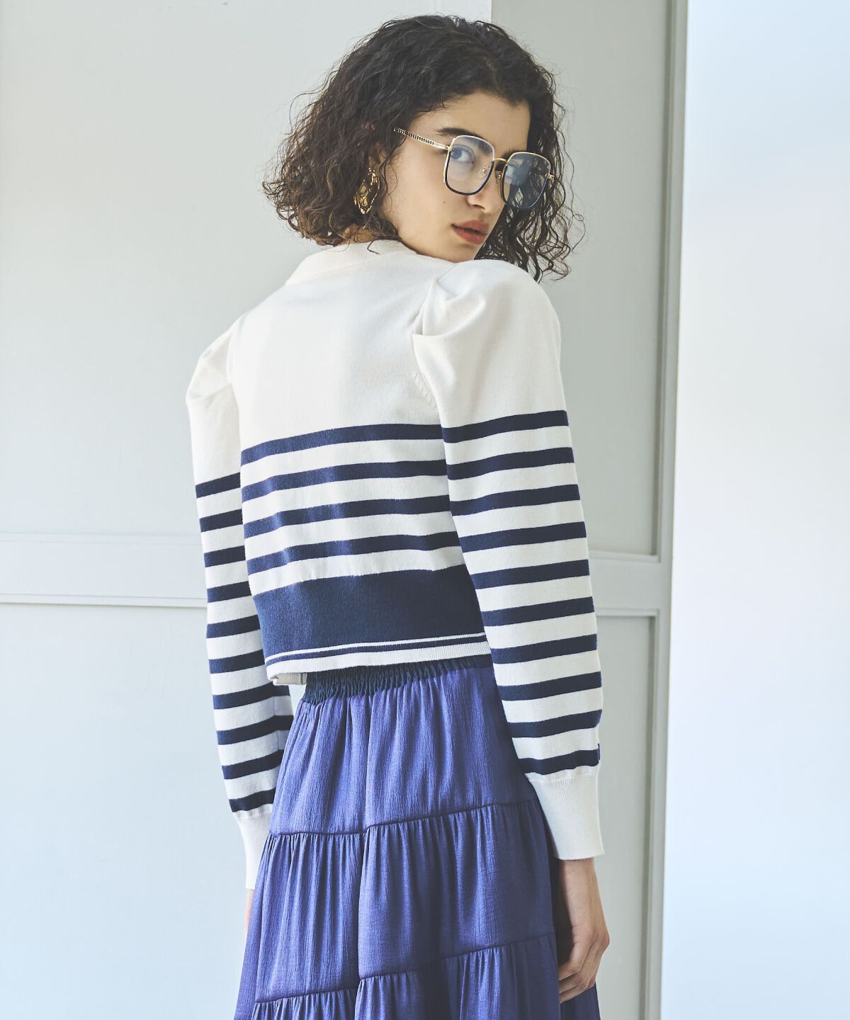 アンドクチュール「パワショルクルーネックカーディガン」|カーディガン|